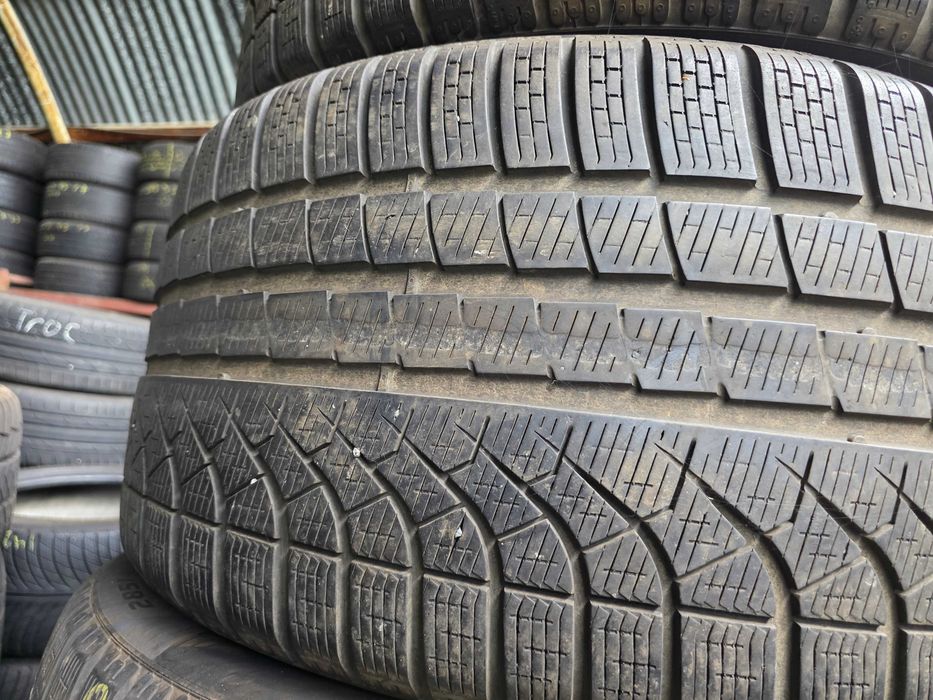 2бр Зимни гуми 285 40 19 - Pirelli