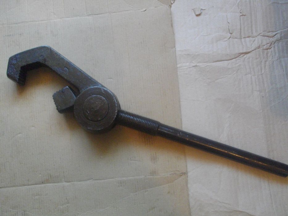 2Цола-ВиК-Чешмеджийски-Водопроводен Шарнирен Ключ-63-70см-Захват-7-8см