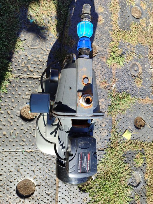 Продам насосную водяную станцию