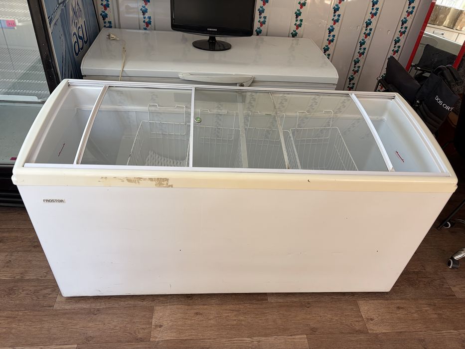 Морозильник………..