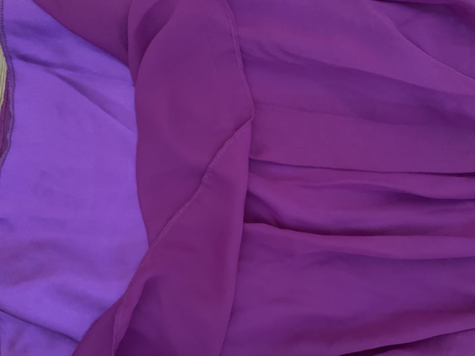 Лилава кокетна рокля