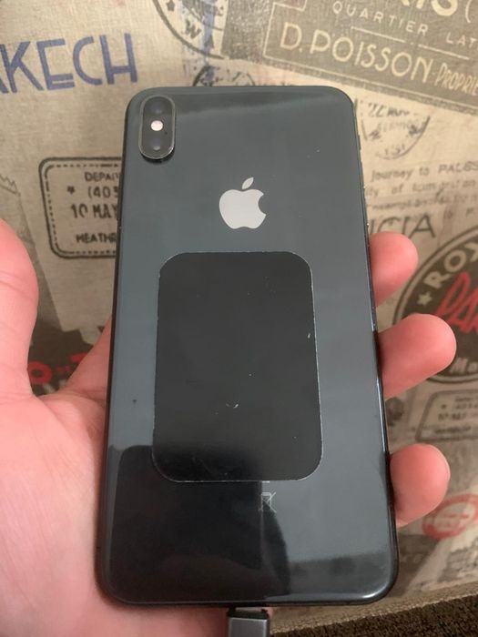 Айфон xs max в хорошем состоянии