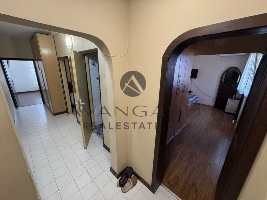 Продава се Тристаен апартамент в Пловдив, Кършияка - 67 кв.м за 921 €/кв.м - Снимка #9