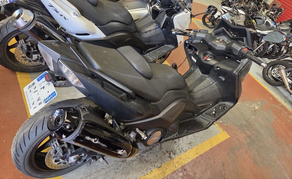 Yamaha T-max 530 на части