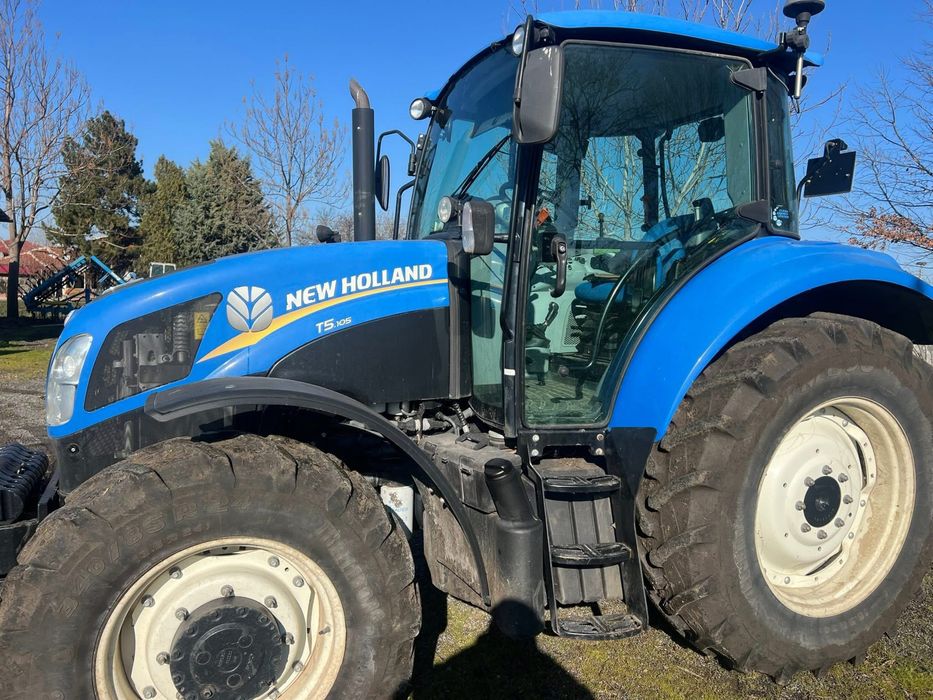 New Holland T5 105