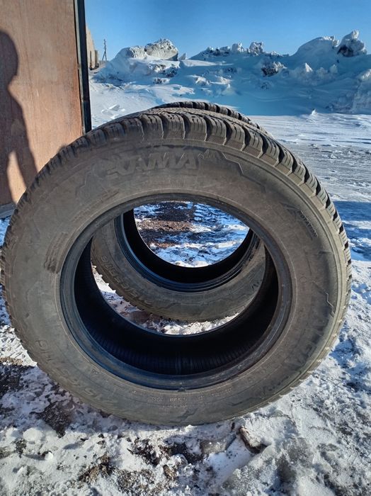 Продаеться шины на иномарку