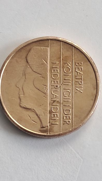 Продам монеты разн