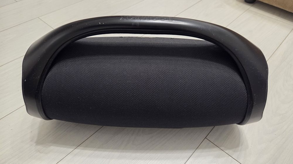 JBL BOOMBOX первой ревизий