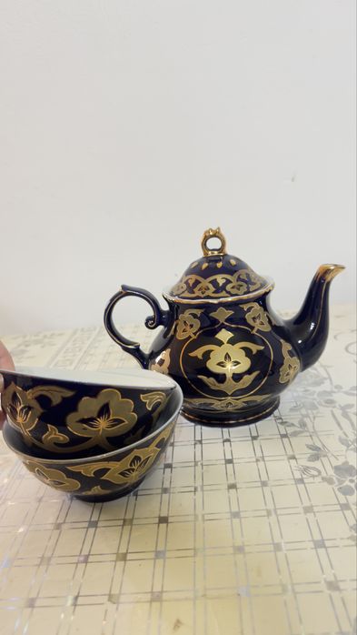 Чайный сервиз с этно узорами