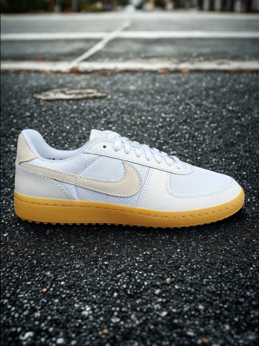 Adidași Nike Field General originali mărimea 41 42 42.5