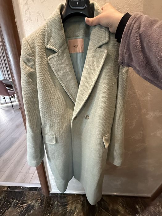 Уникално палто ментово twinset !!!