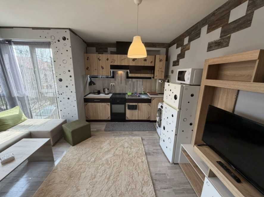 Двустаен апартамент под наем Надежда 1