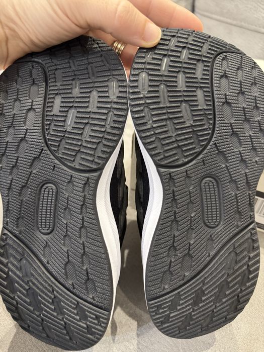 Нови маратонки Adidas