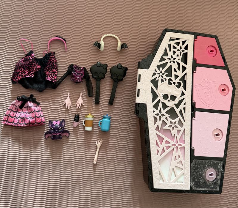 Аксессуары monster high дракулауры