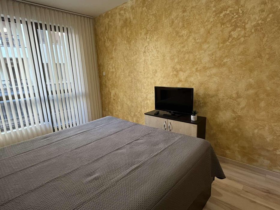 Дава се под наем Тристаен апартамент в Пловдив, Кършияка - 115 кв.м за 525 € - Снимка #9