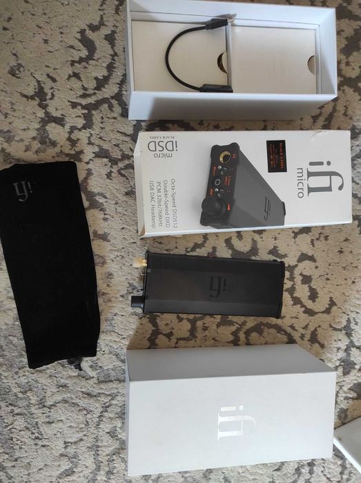 iFi micro iDSD DAC и усилвател за слушалки