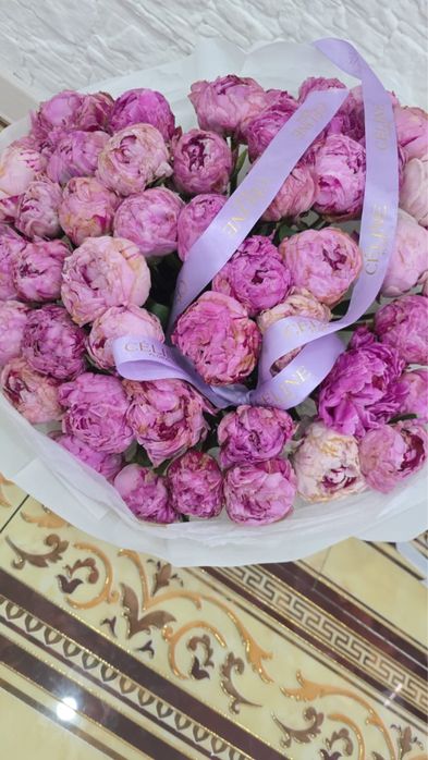 Цветы пионы в хорошом состоянии