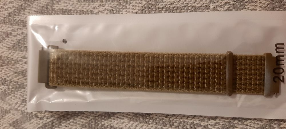 Продам ремешки нейлоновые на часы 20 мм