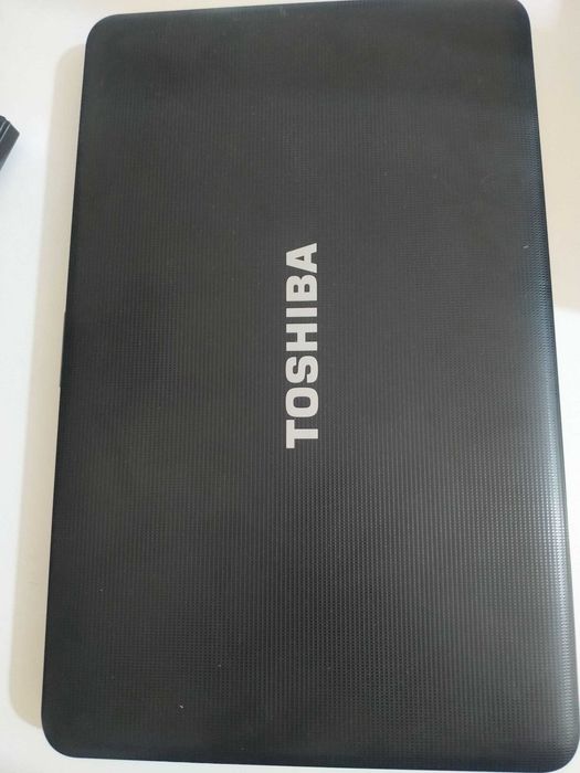 Toshiba noutbuk 128 ssd + 8 Gb ozu