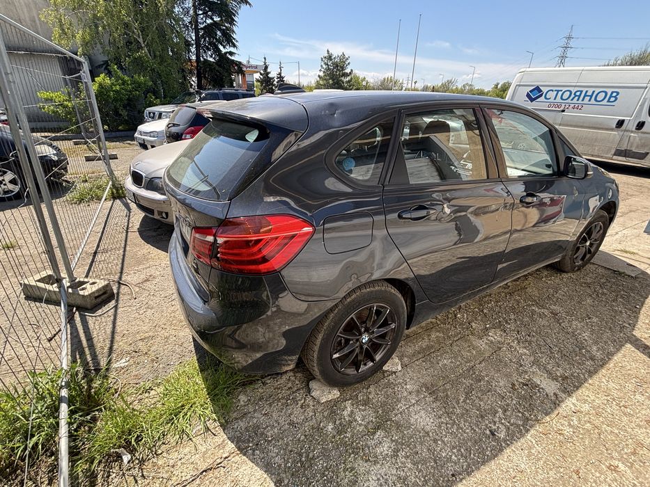 BMW F45 218 d Active Tourer на части