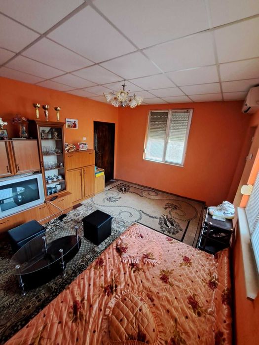 Етаж от къща за продажба в кв. Грамада, гр. Благоевград