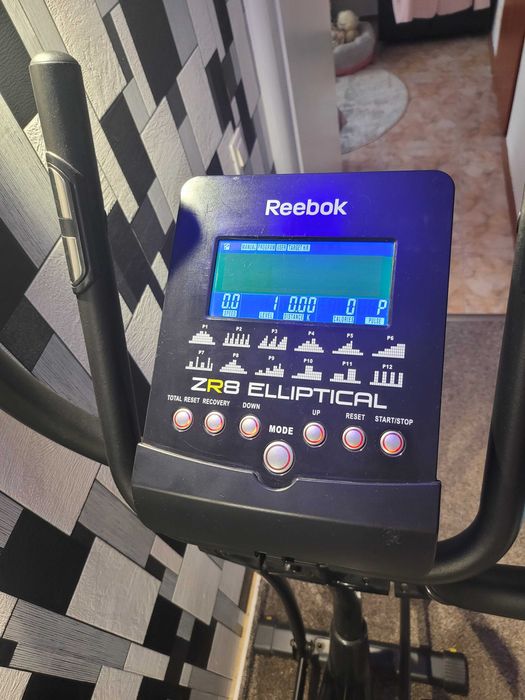 Vand Elliptical Reebok ZR8