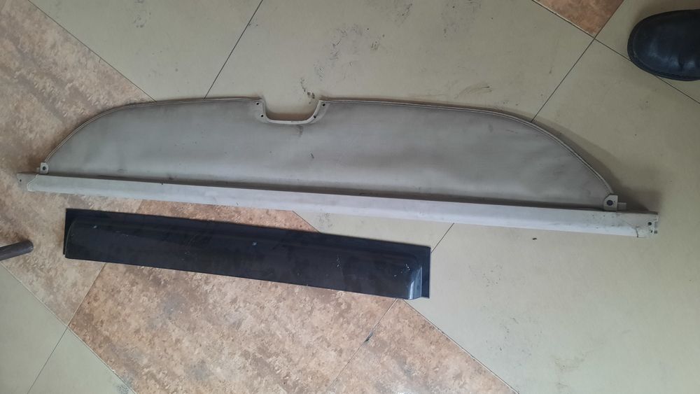 Продам шторка от багажника