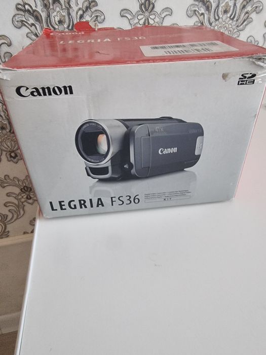 Цифровая видеокамера Canon legria fs36
