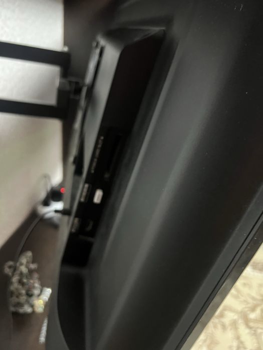 Продам смарт телевизор LG