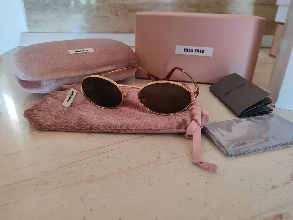 Ochelari de soare miu miu