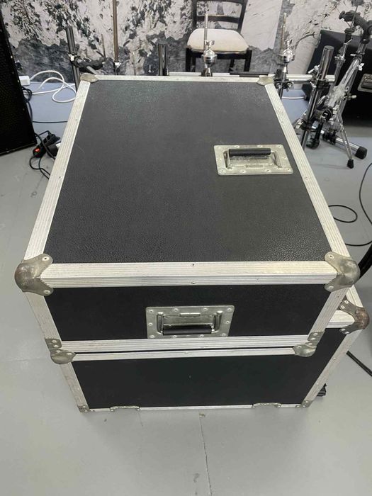 Продавам Yamaha TF1 + масивен кейс