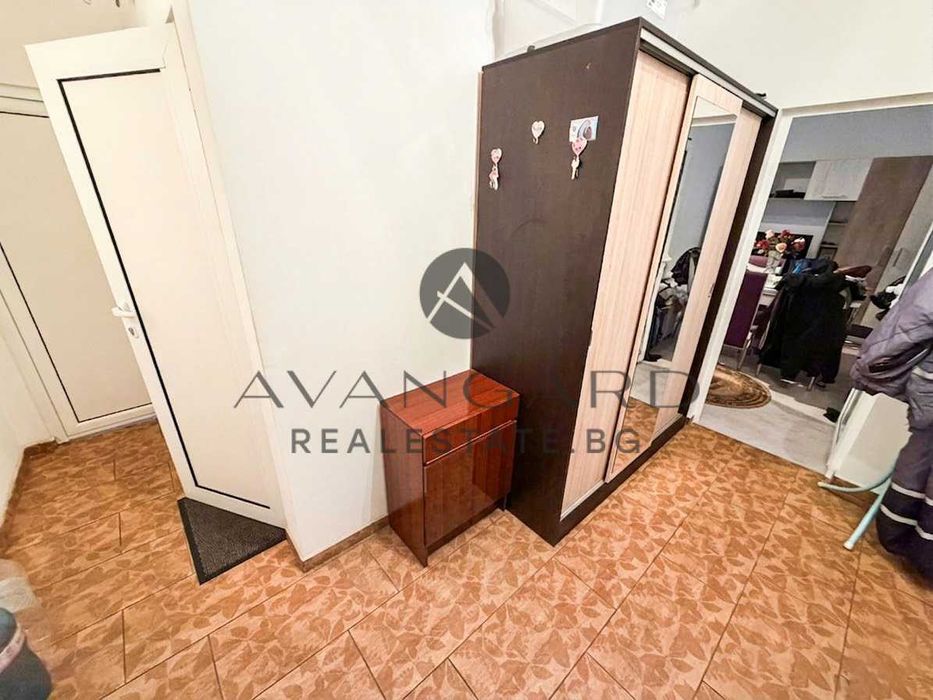 Продава се Двустаен апартамент в Пловдив, Кършияка - 45 кв.м за 963 €/кв.м - Снимка #8