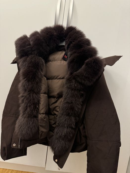 Geaca blana naturala 100% si umplutura din puf de gasca