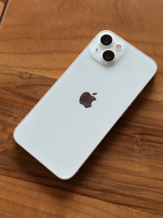 iPhone 13, в отлично състояние
