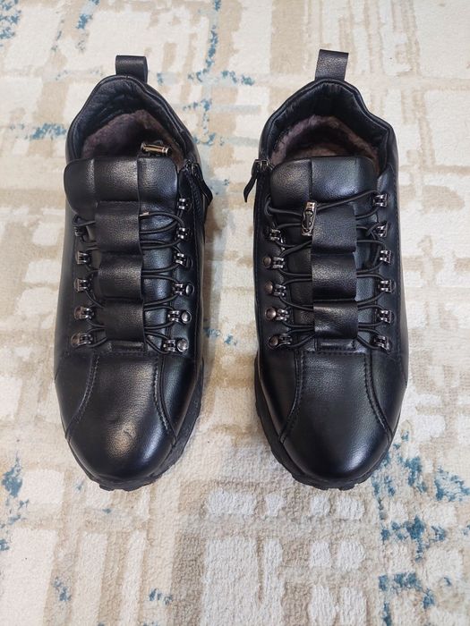 Продам обуви почти новый