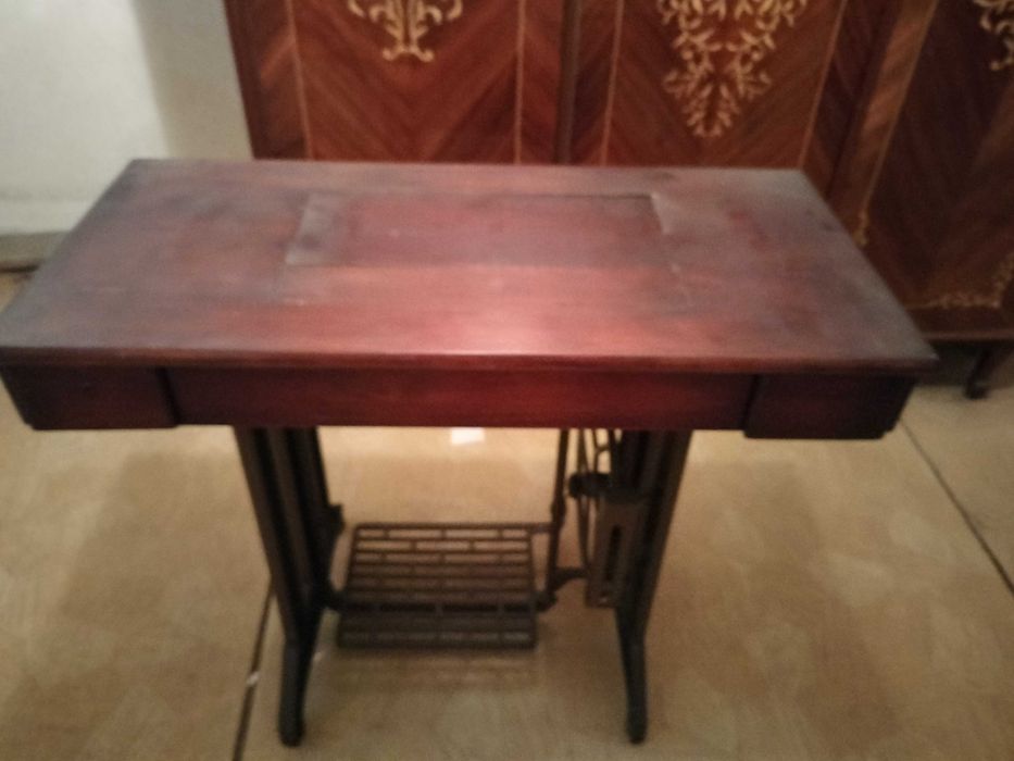 Mașina de cusut Casnica