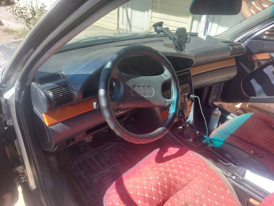 Audi c4 универсаль