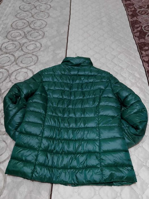 Дамско яке с качулка