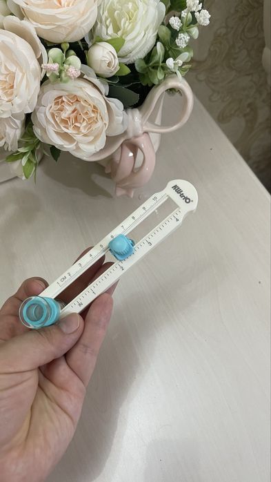 Канцелярский режущий циркуль