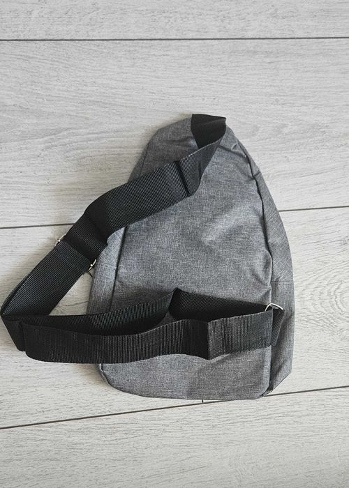 Rucsac gri crossbody