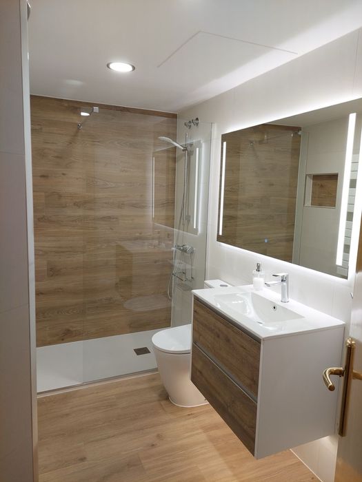 Кафельщик, Сантехник, Плотник