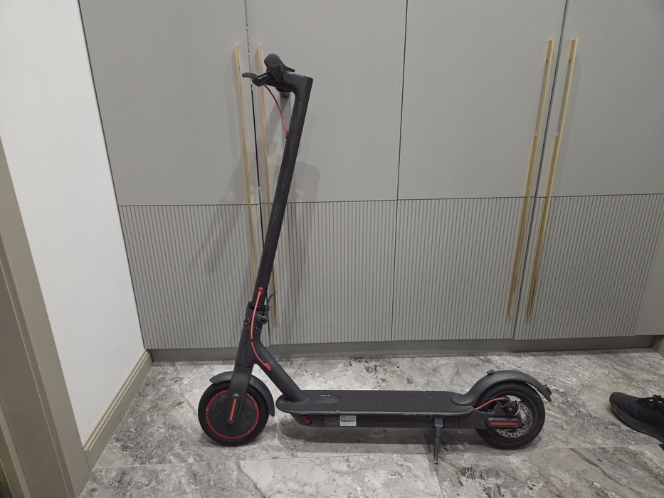 Электросамокат Xiaomi m365 pro