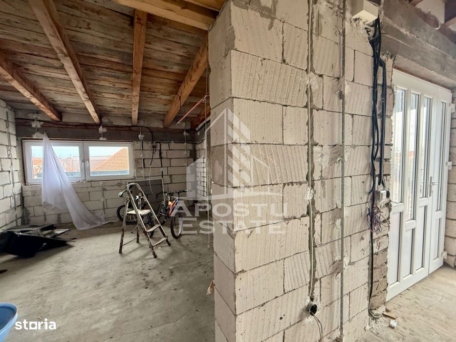Casa individuala cu 6 camere de vanzare zona Plopi Timisoara
