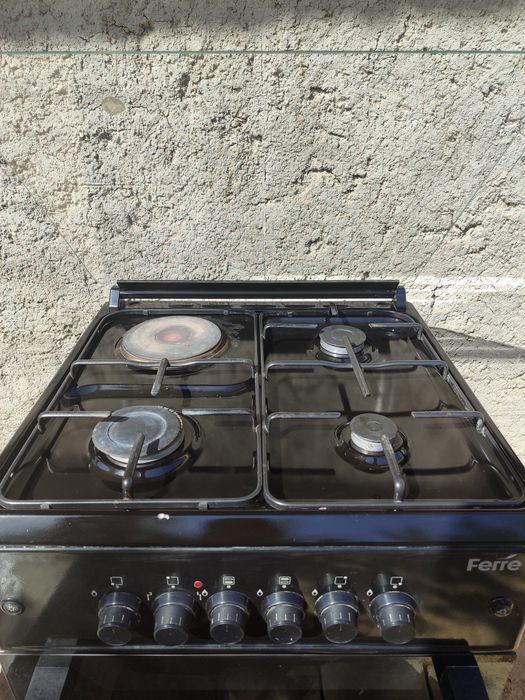 Газ плита   Ferre