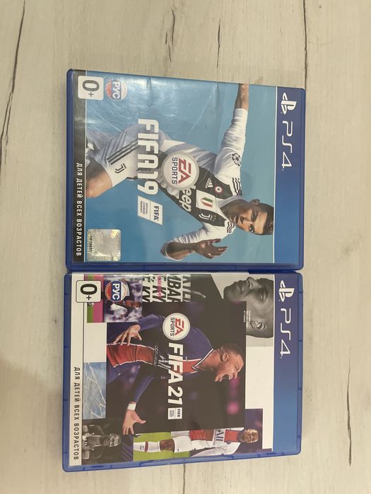 Fifa 21 - 19 в хорошем состоянии. цена за два диска