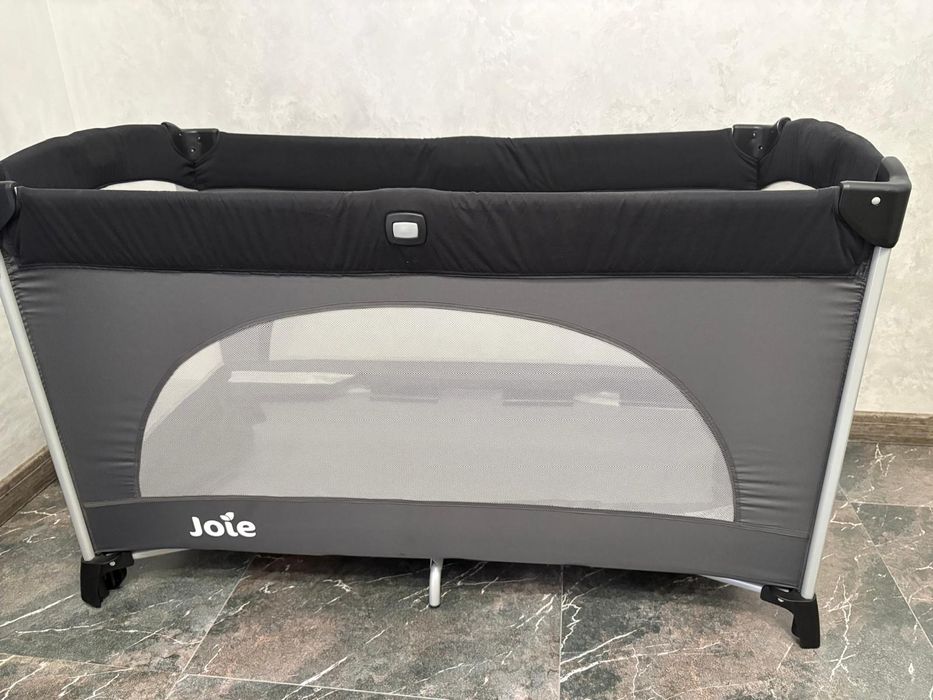 Patut/tarc pliabil ,cu saltea ,ptr bebe