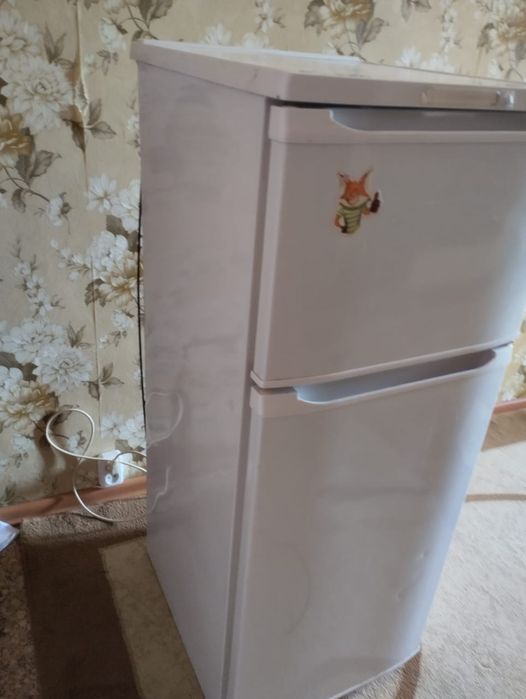Холодильник  продам