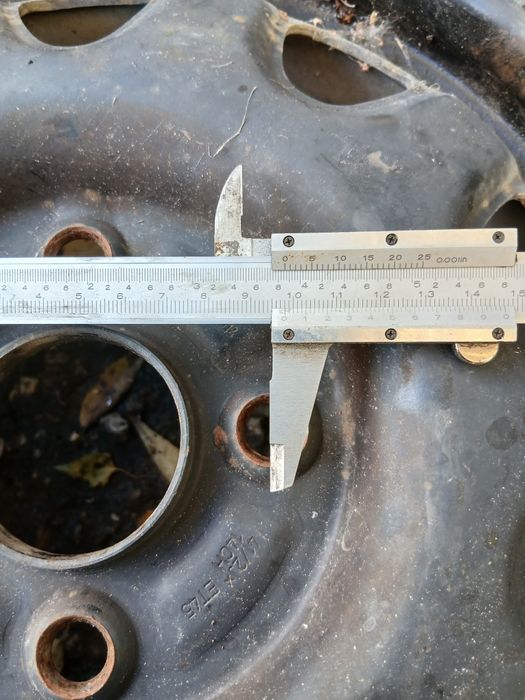 Продавам зимни гуми 14 цола