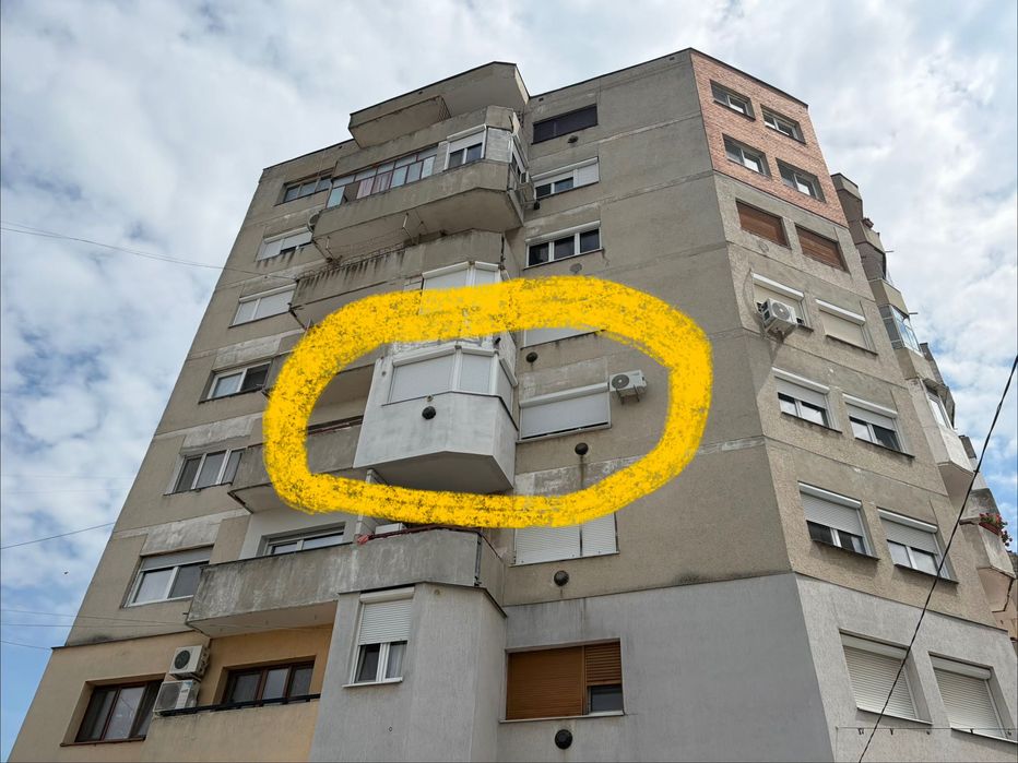 Garsonieră lux 36 mp, mobilată modern, zonă ultracentrală Bloc 82B