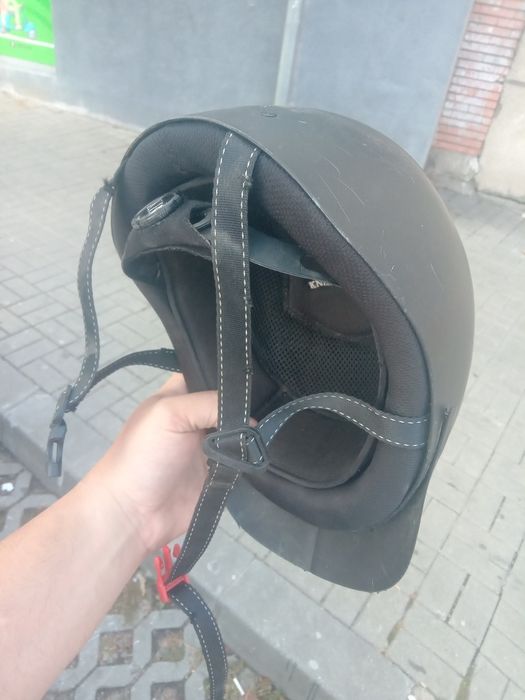 Casca echitatie ponei cai , protectie KnightsBridge  , 50-53 oval S

C